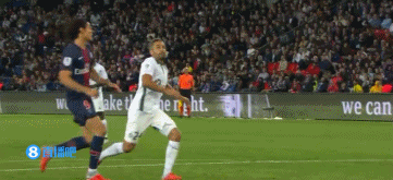 毕包主帅：亚马尔现在还不好跟梅西比，回诺坎普比赛让人期待（毕巴主帅：亚马尔尚难与梅西相提并论，回归诺坎普之战令人期待）