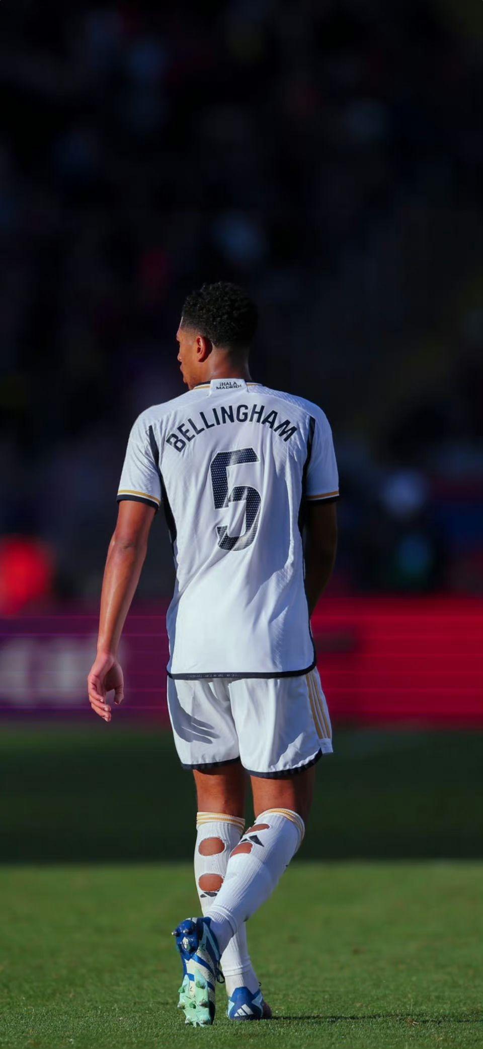 纽卡vs曼城全场数据：控球率32-68，射门8-13